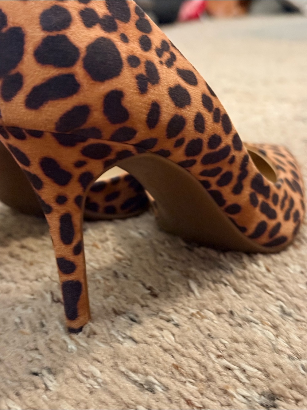 Jessica Simpson Leopard Print Pointed-Toe Pumps - Tan/Black - Picture 4 of 6